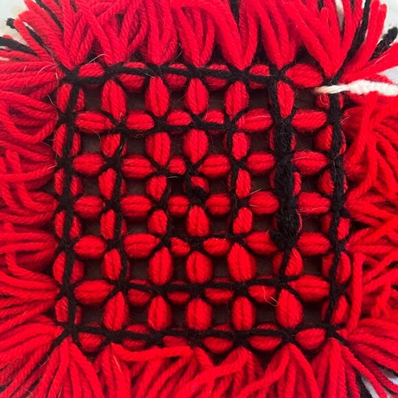 Handcrafted Woven Yarn Pot Holders Black & Red Square Set Of 2 7"x7" Kitchen Dec - Picture 7 of 8